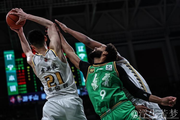 5月1日季后赛:辽宁本钢对阵浙江方兴渡 赛事集锦 5月1日季后赛:辽宁本钢对阵浙江方兴渡 赛事集锦