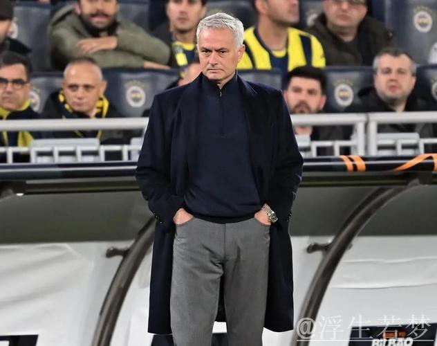 3-0!62岁穆帅豪取4连胜,13场不败:两个月未尝败绩 霸气回击质疑 3-0!62岁穆帅豪取4连胜,13场不败:两个月未尝败绩 霸气回击质疑