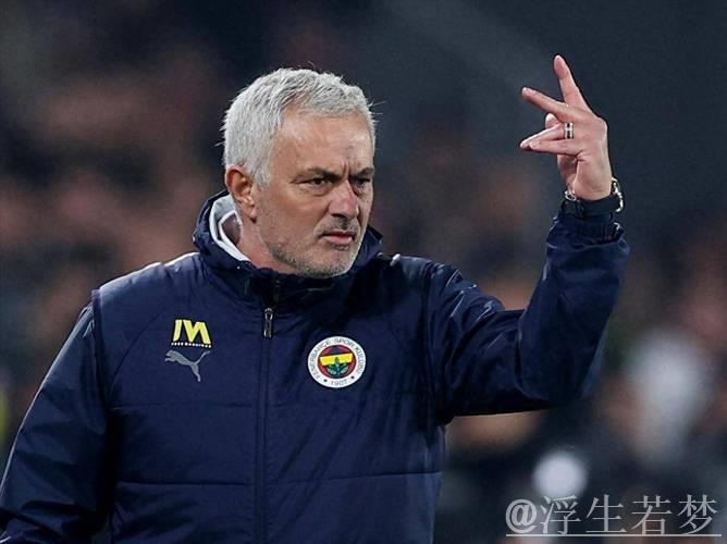 3-0!62岁穆帅豪取4连胜,13场不败:两个月未尝败绩 霸气回击质疑 3-0!62岁穆帅豪取4连胜,13场不败:两个月未尝败绩 霸气回击质疑