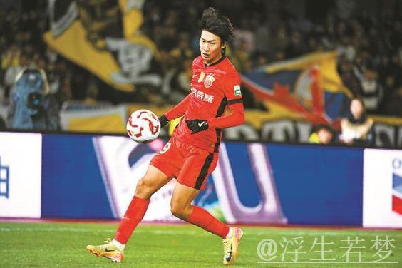 古斯塔沃头槌建功 李新翔左路助攻